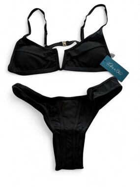 Cha LaLa Cheri  Black Two-Piece Bikini Set with V-Front Top